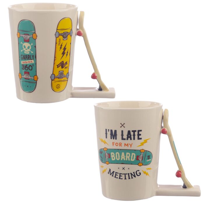Caneca cerâmica com forma - Skate
