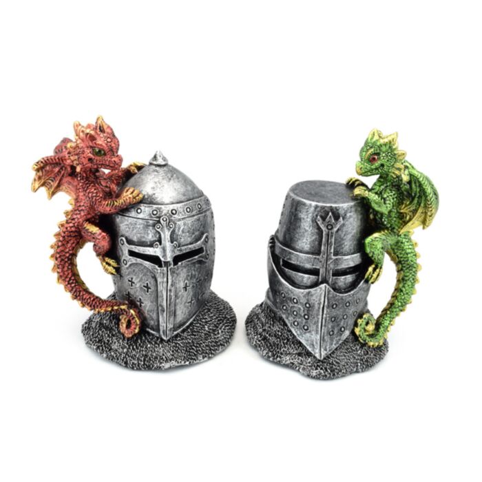 Elementos Bebé Dragão no Capacete dos Cavaleiros