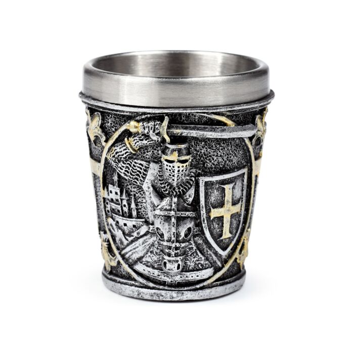 Copo de shot decorativo com escudo e cavaleiro medieval