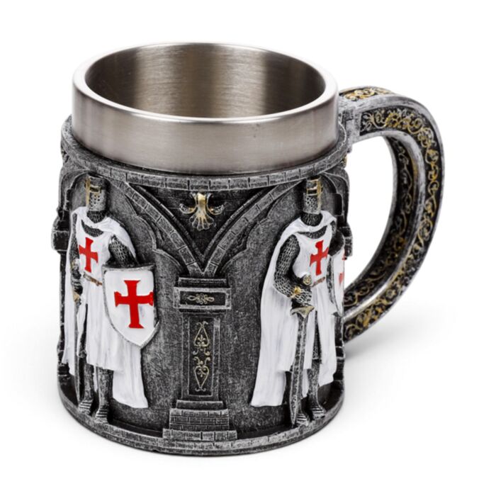 Caneca decorativa medieval com cavaleiro com espada e escudo