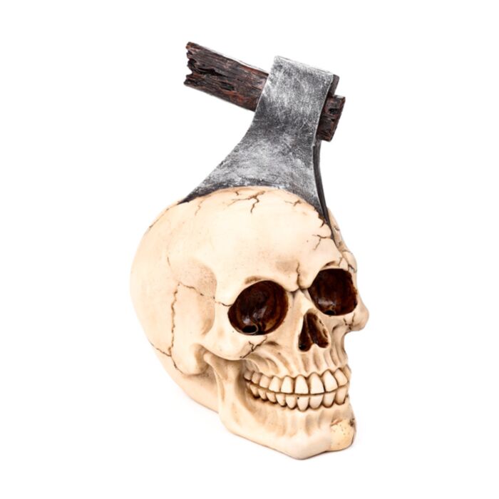 Caveira com machado