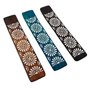 Queimador de paus de incenso em madeira de Mango com padrão floral Queimador de paus de incenso em madeira de Mango com padrão floral