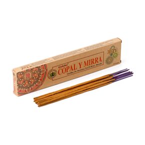 Incensos em bastão de Copal e Mirra da Goloka Organika