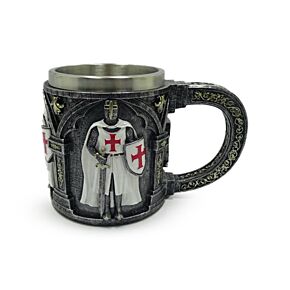 Caneca decorativa medieval com cavaleiro com espada e escudo