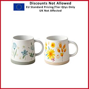 Caneca de grés com motivos de flores silvestres